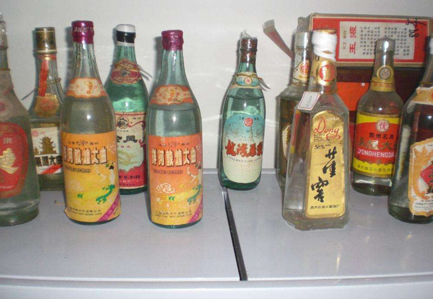 回收老酒展示